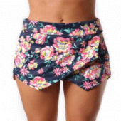 Design Women's Shorts for the  Apk