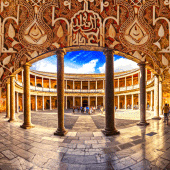 Alhambra Travel Guide Apk